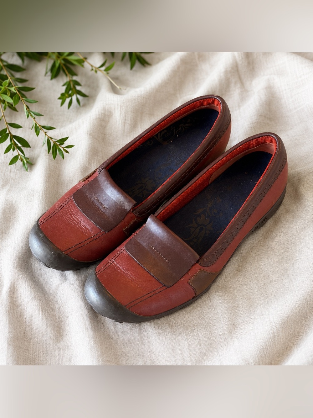 Merrell Plaza Moc Leather Loafers Brown Comfort Slip On Shoes Women’s 9 *Read*